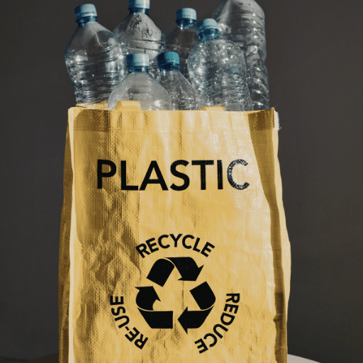 Como o plástico biodegradável se decompõe e por que muitas vezes não o faz